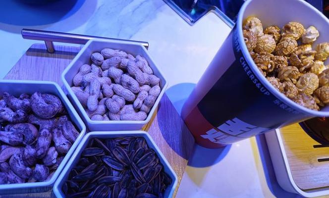 商场KTV的消费体验如何？（以商场里用的KTV为例，探讨其优缺点及影响因素）