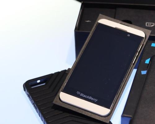 黑莓Z3（黑莓Z3在性能、安全性和用户体验方面表现出色）