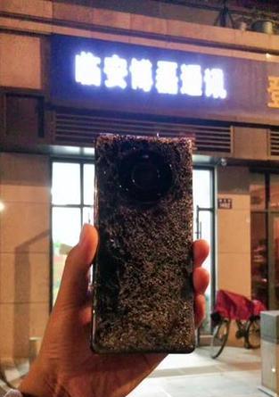 回收黑手机的影响及处理方法（黑手机回收对环境和社会产生的影响，以及有效处理黑手机的方法）