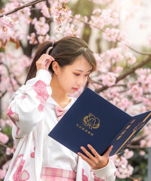 以750拍人怎么样？（用一台750瓦的相机，记录真实人生瞬间！）